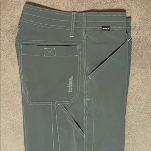Men’s KUHL RENEGADE SHORT 10” Inseam Size 30